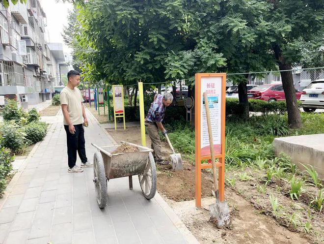 这社区便民晾衣杆让居民省心省力→K8凯发天生赢家晾晒有去处顺义(图4)